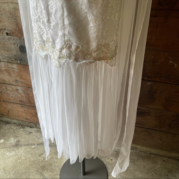 Gunne Sax Vintage 80’s does 1920’s Fitted Gown - Picture 8 of 9